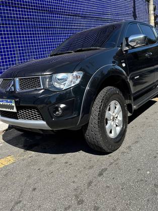 MITSUBISHI L200 2.5 SPORT HPE 4X4 CD 8V TURBO INTERCOOLER DIESEL 4P AUTOMÁTICO MITSUBISHI L200 2.5 SPORT HPE 4X4 CD 8V TURBO INTERCOOLER DIESEL 4P AUTOMÁTICO